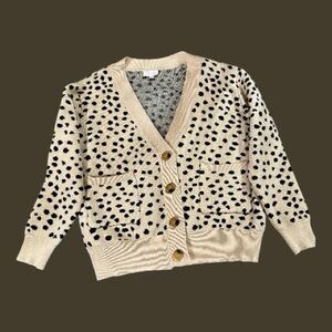 PINK LILY, NWOT, LEOPARD PRINT CARDIGAN. 4-BUTTON OVER-SIZED CARDIGAN. SIZE M